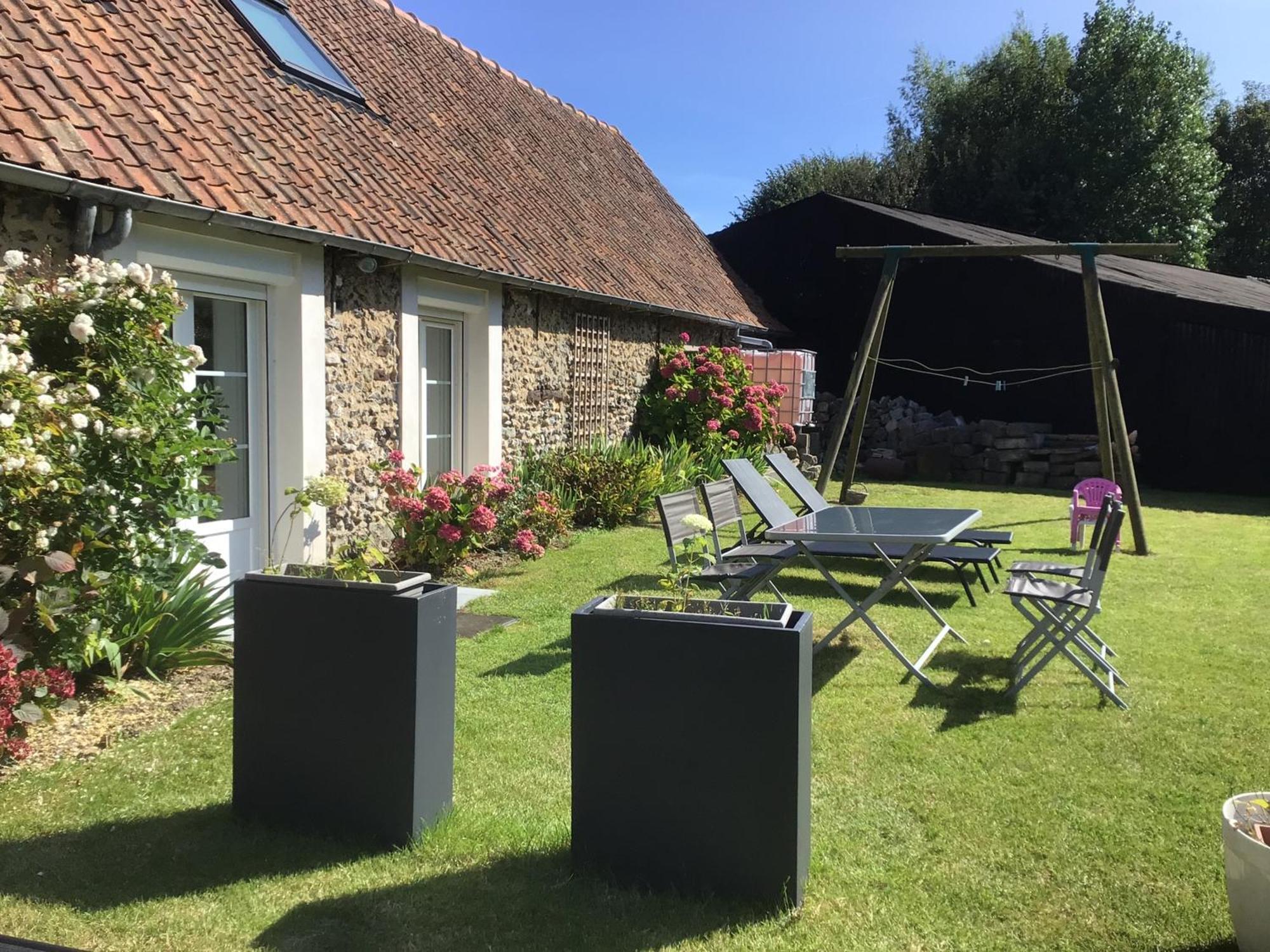 Gite 2 Ferme De La Haute Escalles Exterior photo